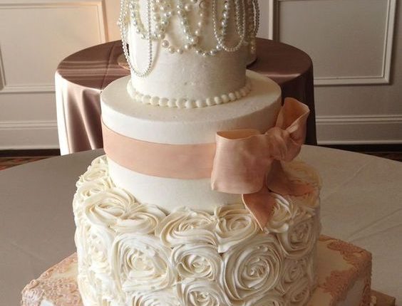 elegant vintage pearl wedding cakes