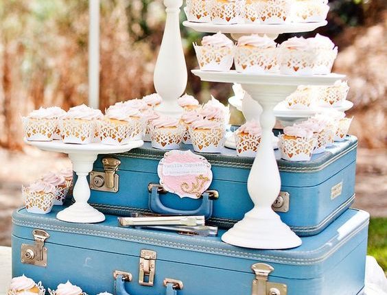 vintage blue suitcase wedding cake stand