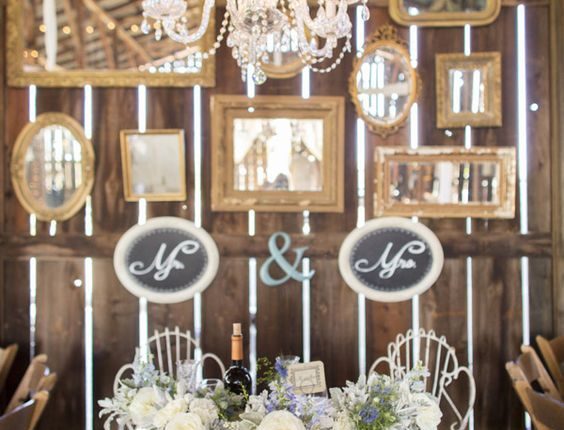 vintage barn wedding reception sweetheart table