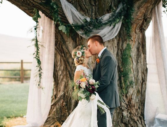 farm wedding tree backdrop