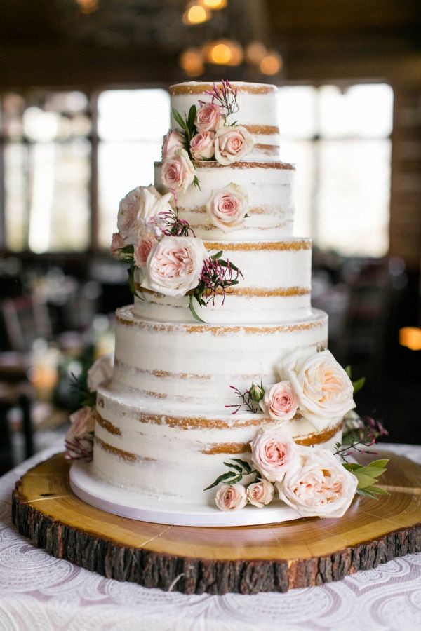 20 Rustic Country Wedding Cakes We're Loving | Roses & Rings