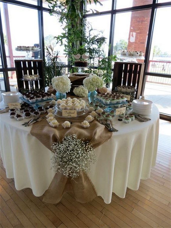 Burlap, rustic table decorations