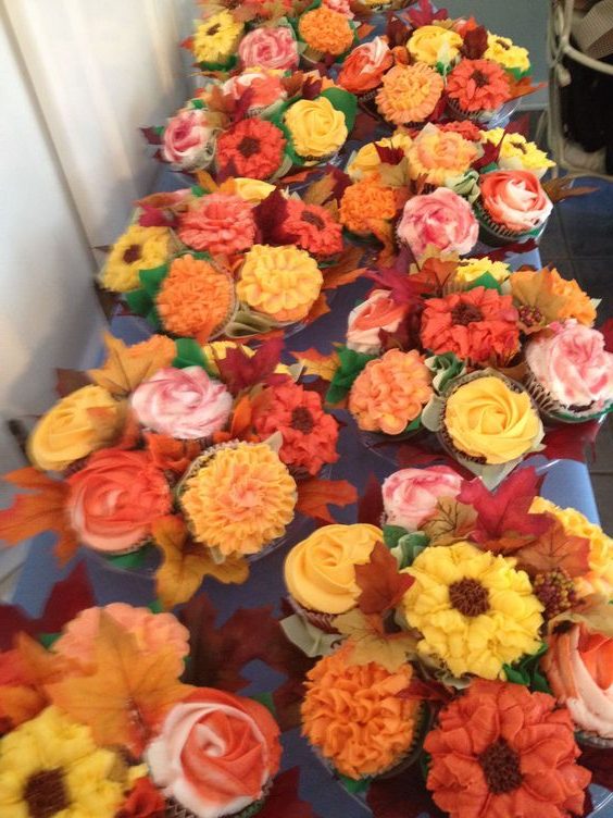 Cupcake flower bouquets for a fall wedding