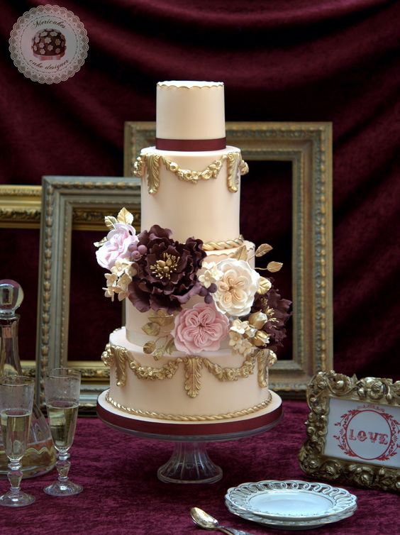 baroque love wedding cake