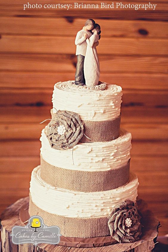 burlap ruffle flower with pearl center on textured buttercream cake