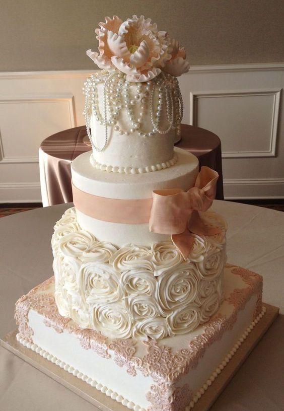 elegant vintage pearl wedding cakes