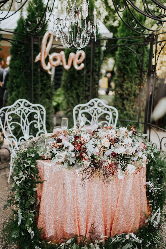 romantic lush fall vinatge sweetheart tables