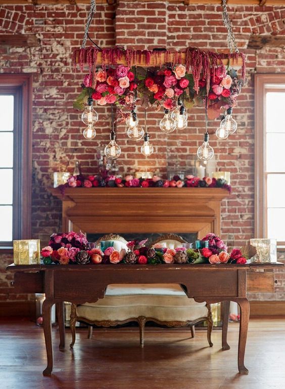 rustic fall pink and red wedding sweetheart table