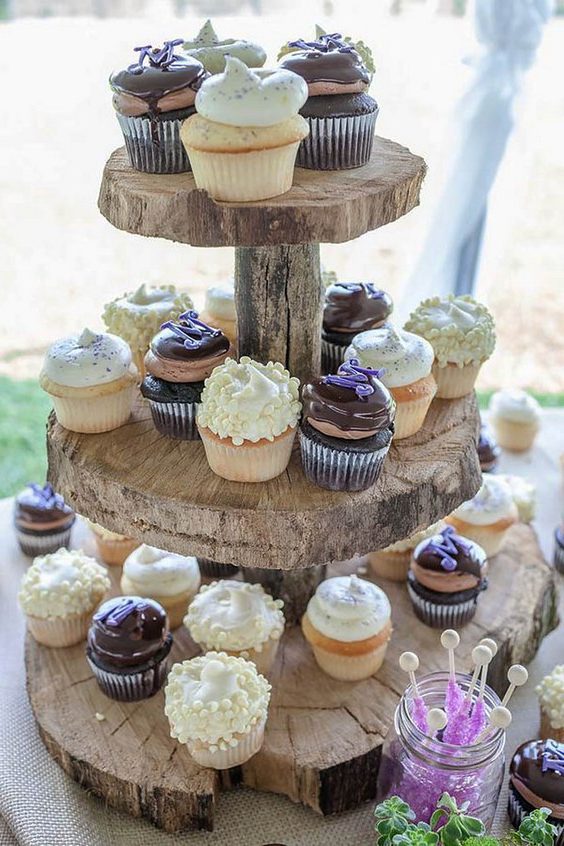 rustic wedding cupcake idea