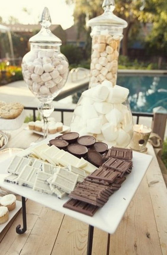 vintage s'mores wedding bar