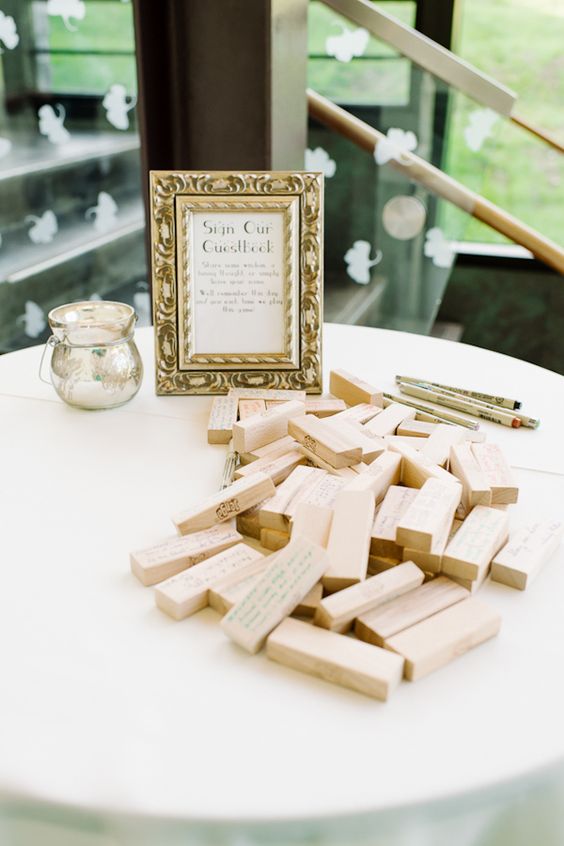 Creative Wedding Guestbook Idea