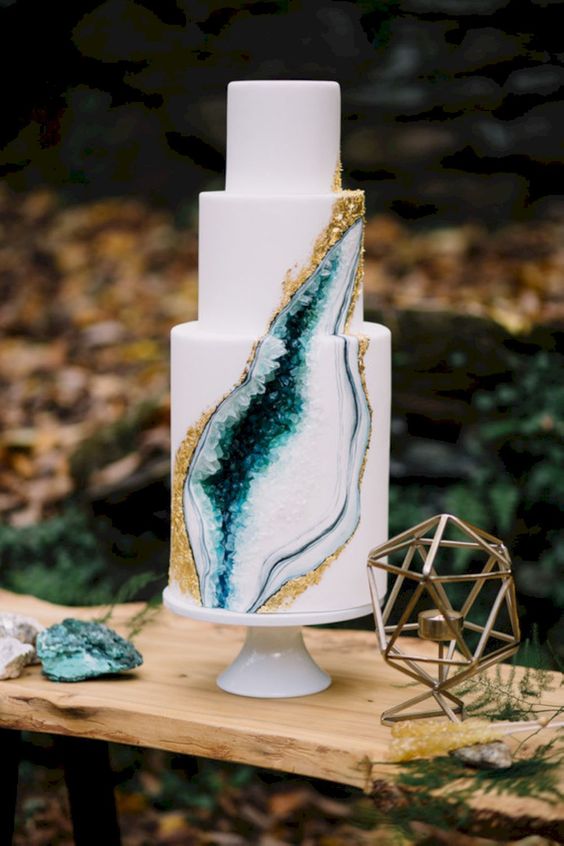 emerald geo wedding cake