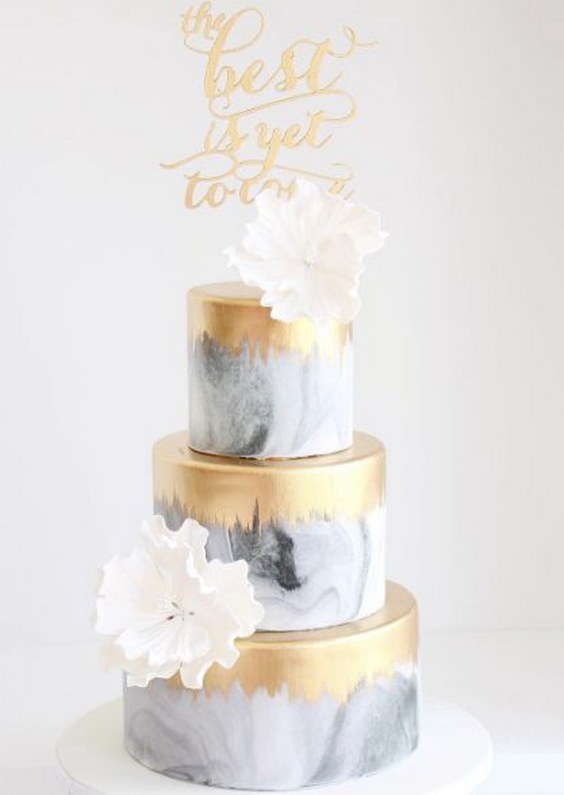 gold and gray marble wedding cake