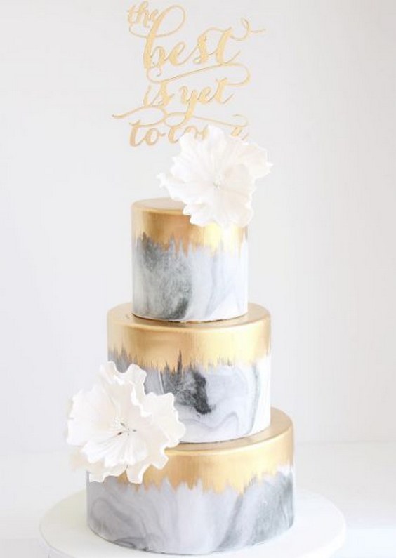 gold and gray marble wedding cake