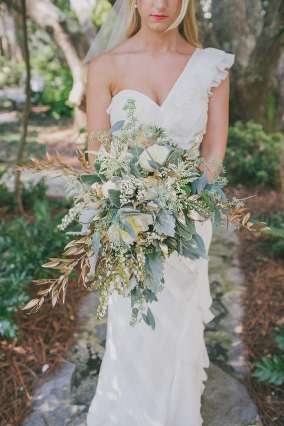 greenery wedding bouquet