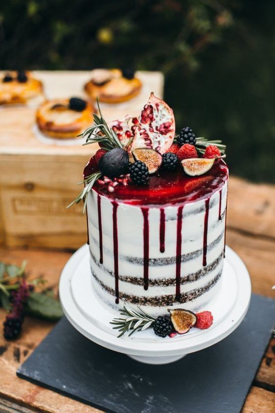 naked drip wedding cake