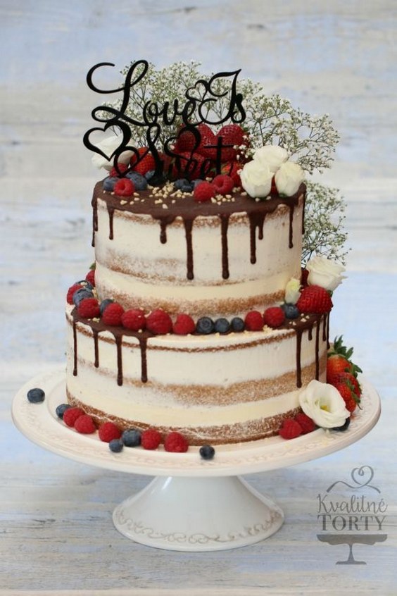 naked wedding cake with fruits