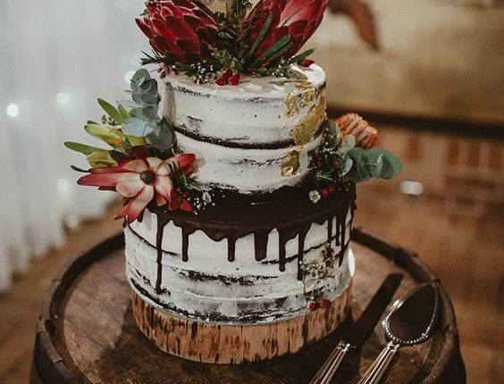 rustic fall drip wedding cake