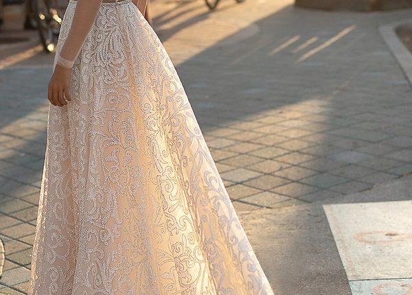 Berta 2019 Wedding Dresses BG6I7858 (1)