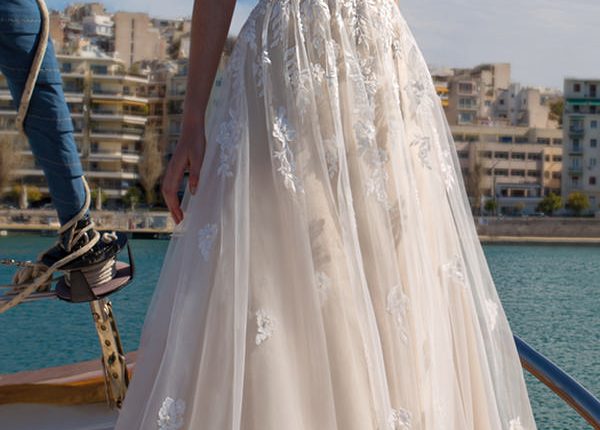 Demetrios Destination 2019 Beach Wedding Dresses DR262