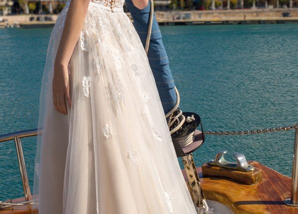 Demetrios Destination 2019 Beach Wedding Dresses DR262_2