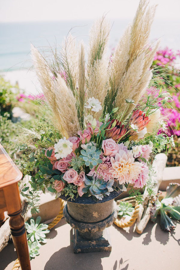 Pampas Grass and succulent wedding decor idea