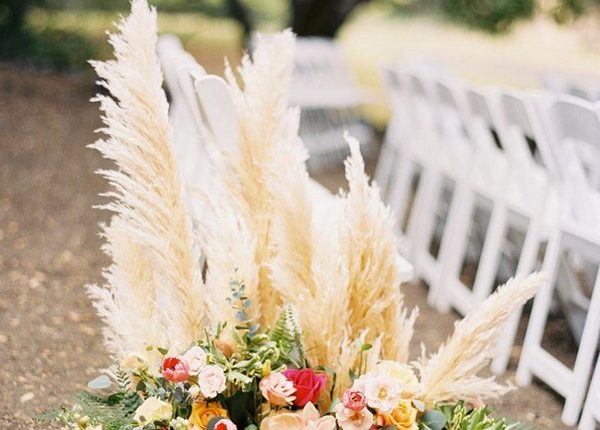 Wedding Ceremony Aisle Decoration with Pampas Grass