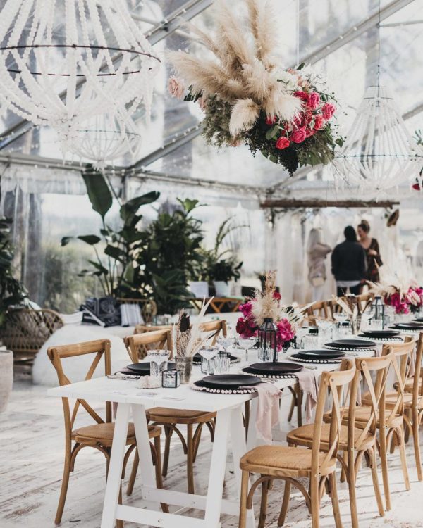 hanging pampas grass wedding chandelier and centerpiece