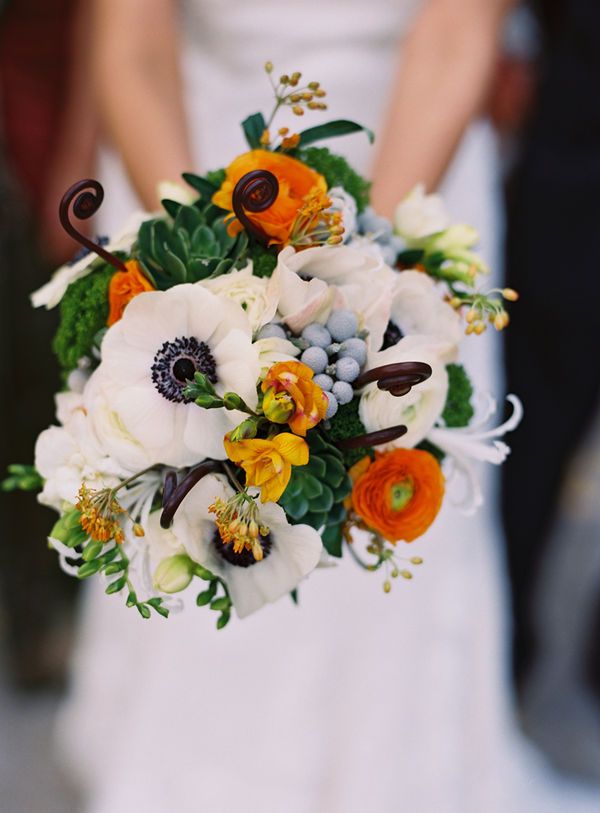 dark succulents and white anemone wedding bouquet