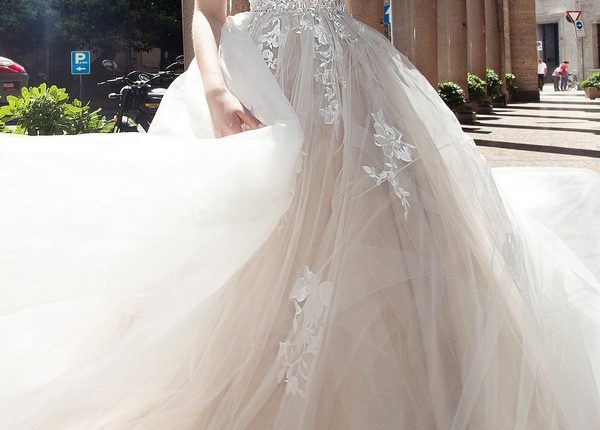 A line bohemian beach lace wedding dress CRYSTAL