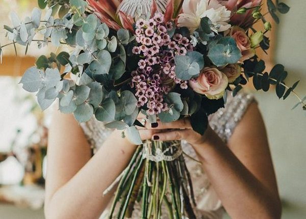 boho wedding bouquet ideas with protea