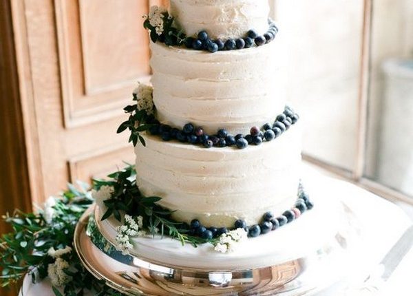 blueberries and greenery simple wedding cake