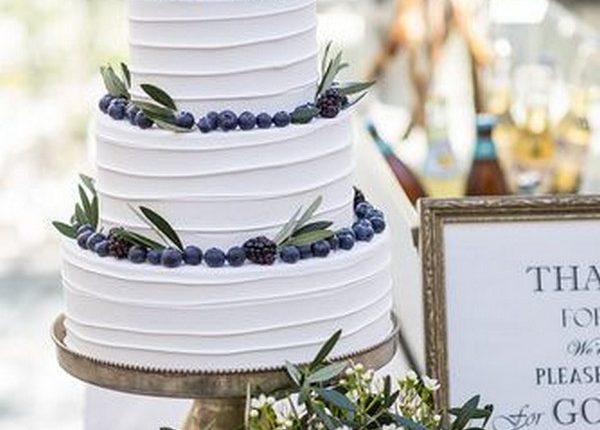 simple chic wedding cake ideas