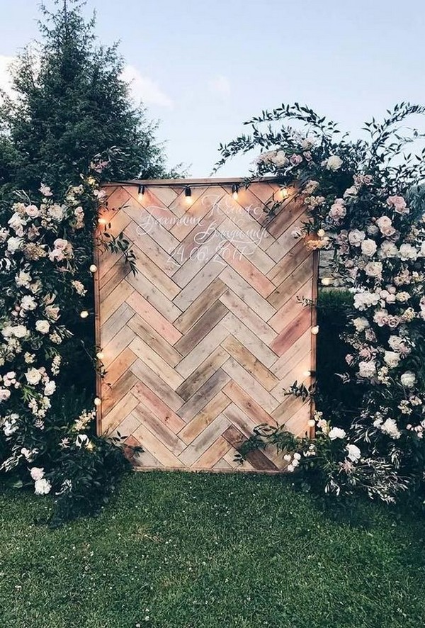 photo booth modern wedding backdrop ideas