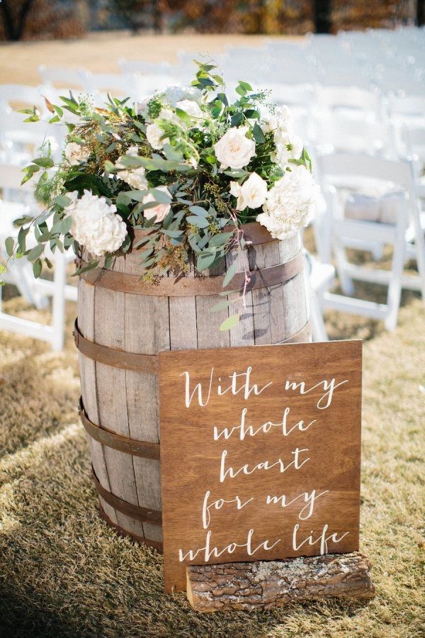 rustic wine barrel wedding decor