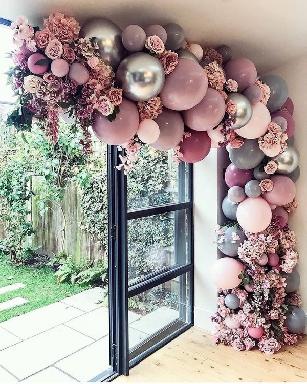 dusty rose balloons wedding decor ideas 5