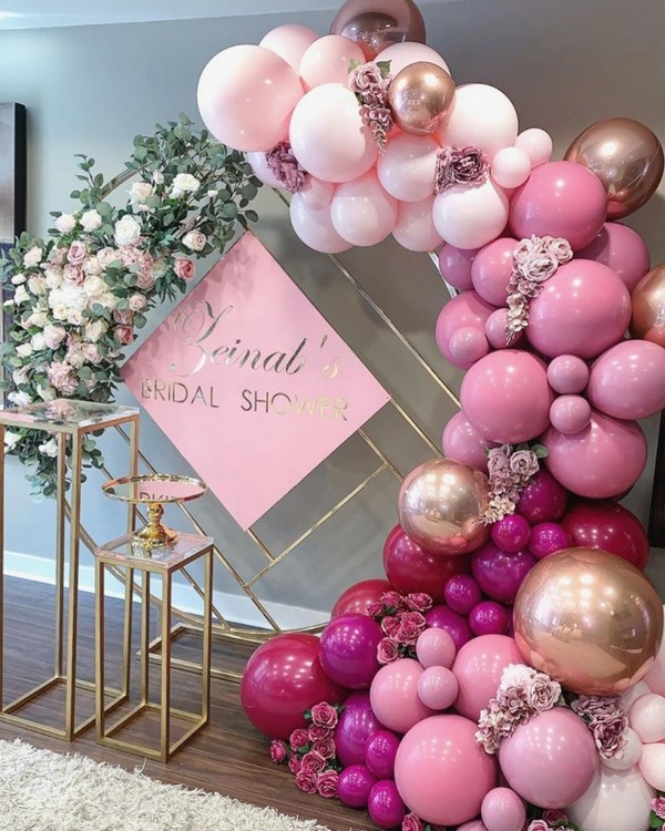 pink ombre balloons wedding reception decor ideas 2