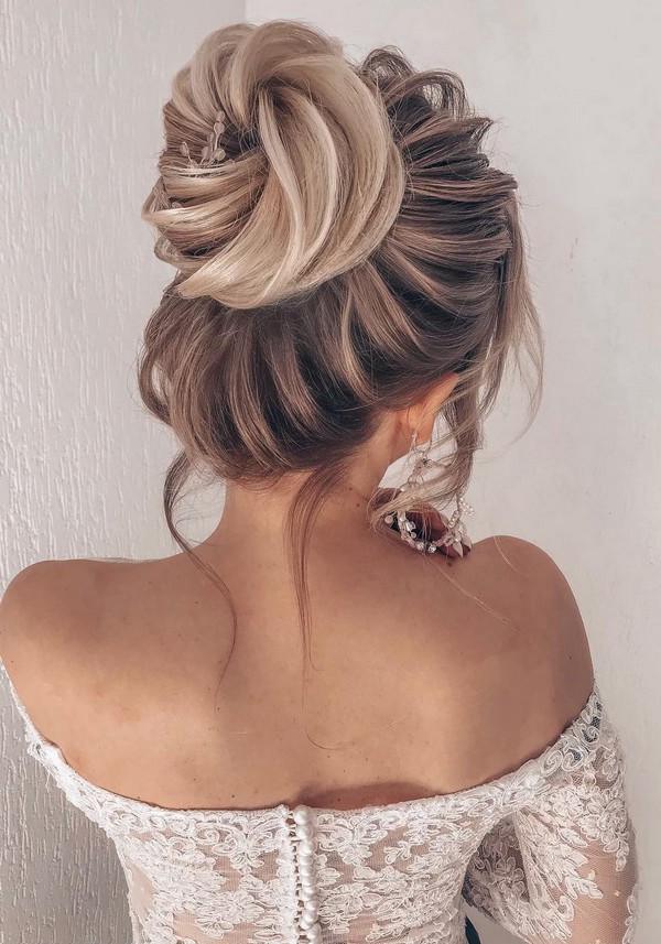 High updo wedding hairstyles for long hair