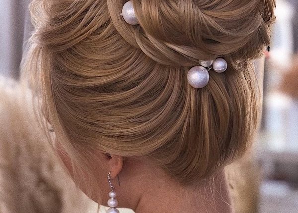 High updo wedding hairstyles for long hair from xenia_stylist 9
