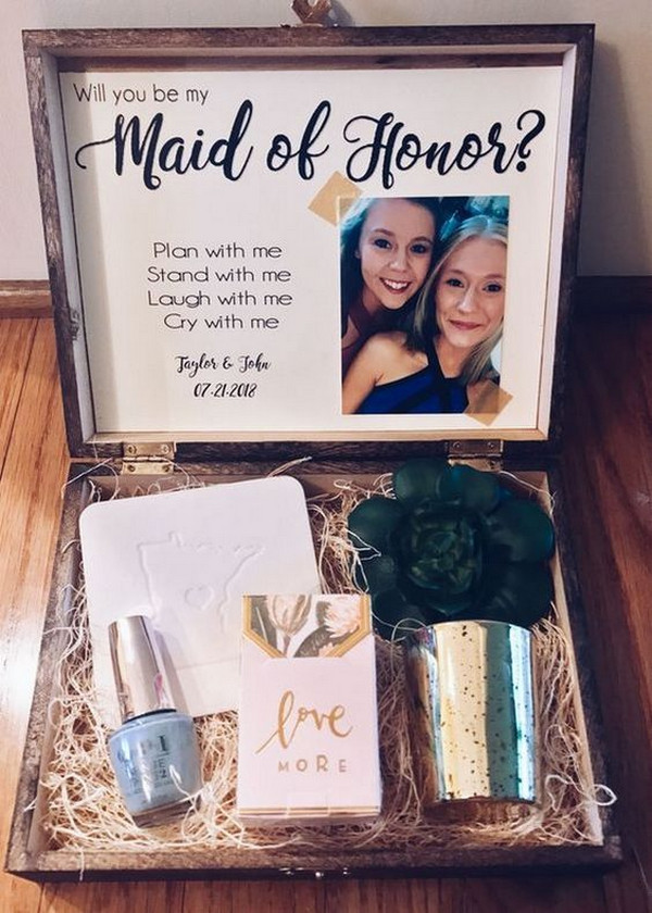 maid of honor bridesmaid proposal wedding ideas