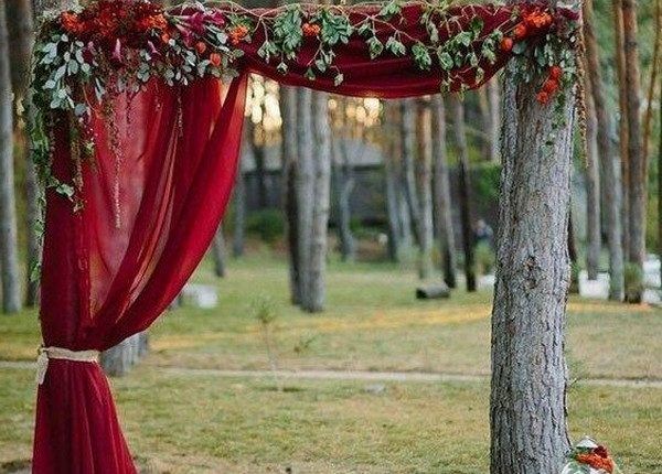 rustic outdoor fall wedding arches and backdrop 21