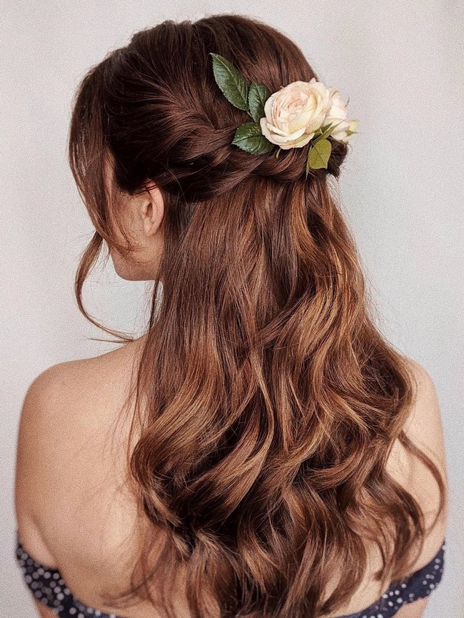 Olga Hampshire Half Up Half Down Wedding Hairstyles #wedding #hair #hairstyles #weddingideas