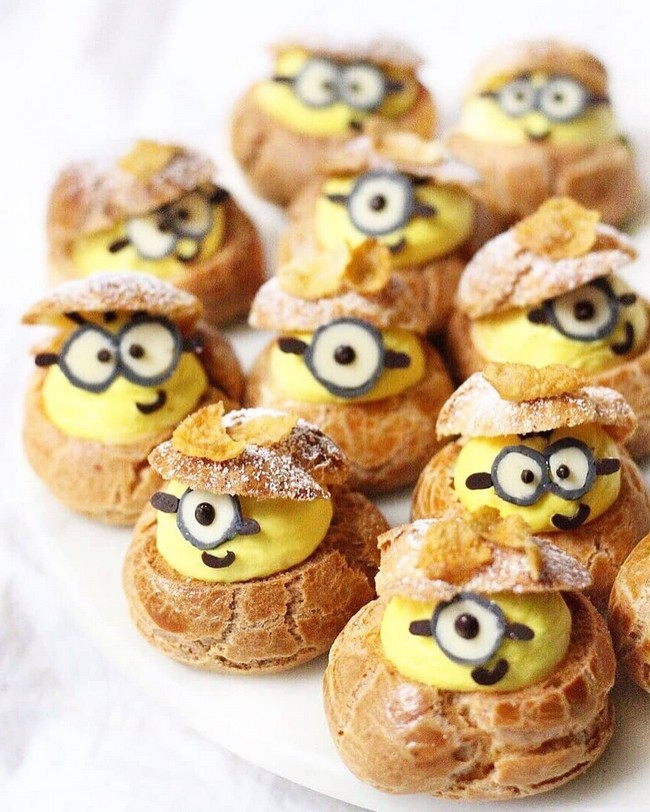 Minion Cream Puffs