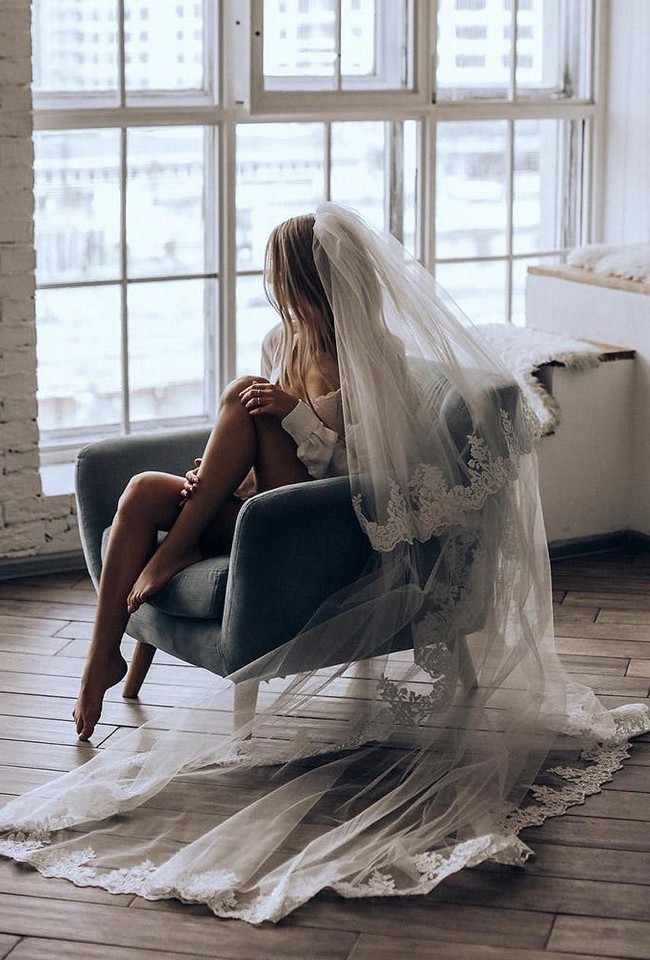wedding boudoir book bride ner window olganikiforova