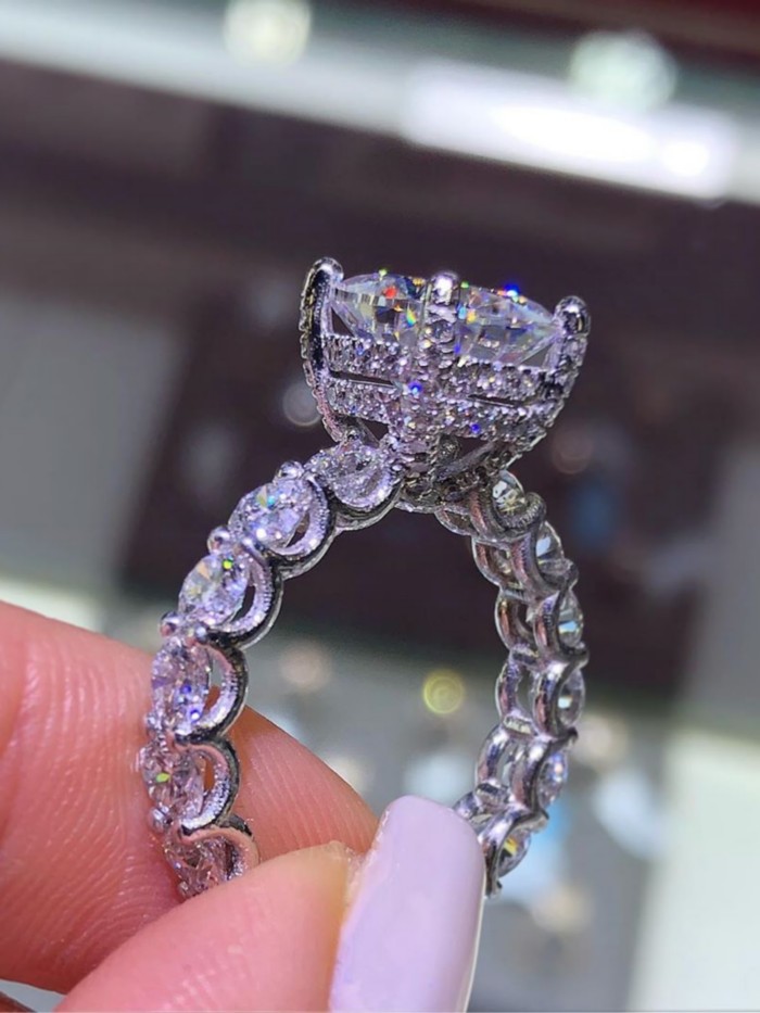 Diamond Engagement Rings #rings #engagementrings #weddingrings #weddingbands