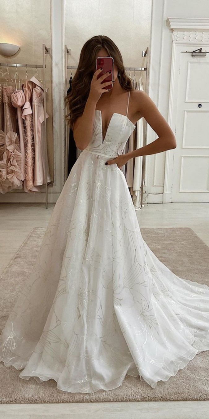 Eleganza Sposa Lace Wedding Dresses #dresses #wedding #weddingdresses #bridal #bridaldresses