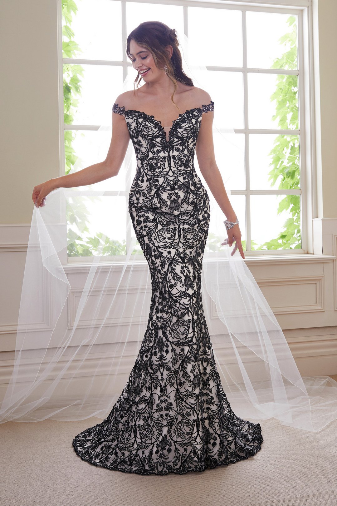 Sophia Tolli STYLE Y21810B 2