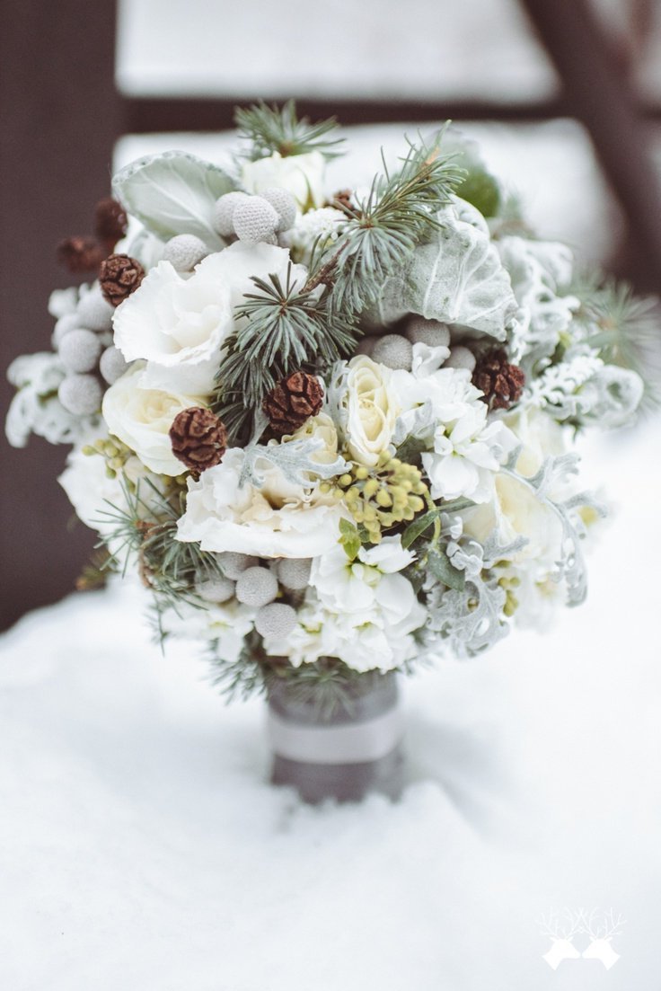 unique and pretty winter wedding bouquets ideas