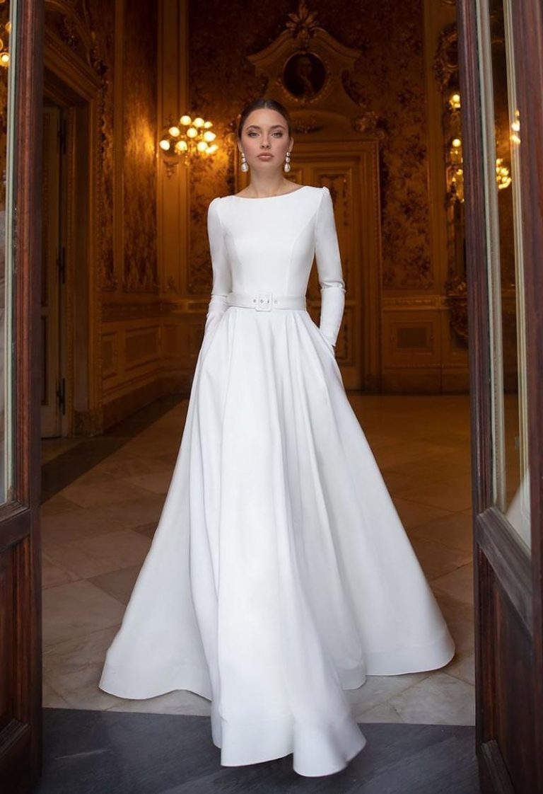 30 Simple Wedding Dresses for the Minimalist Bride
