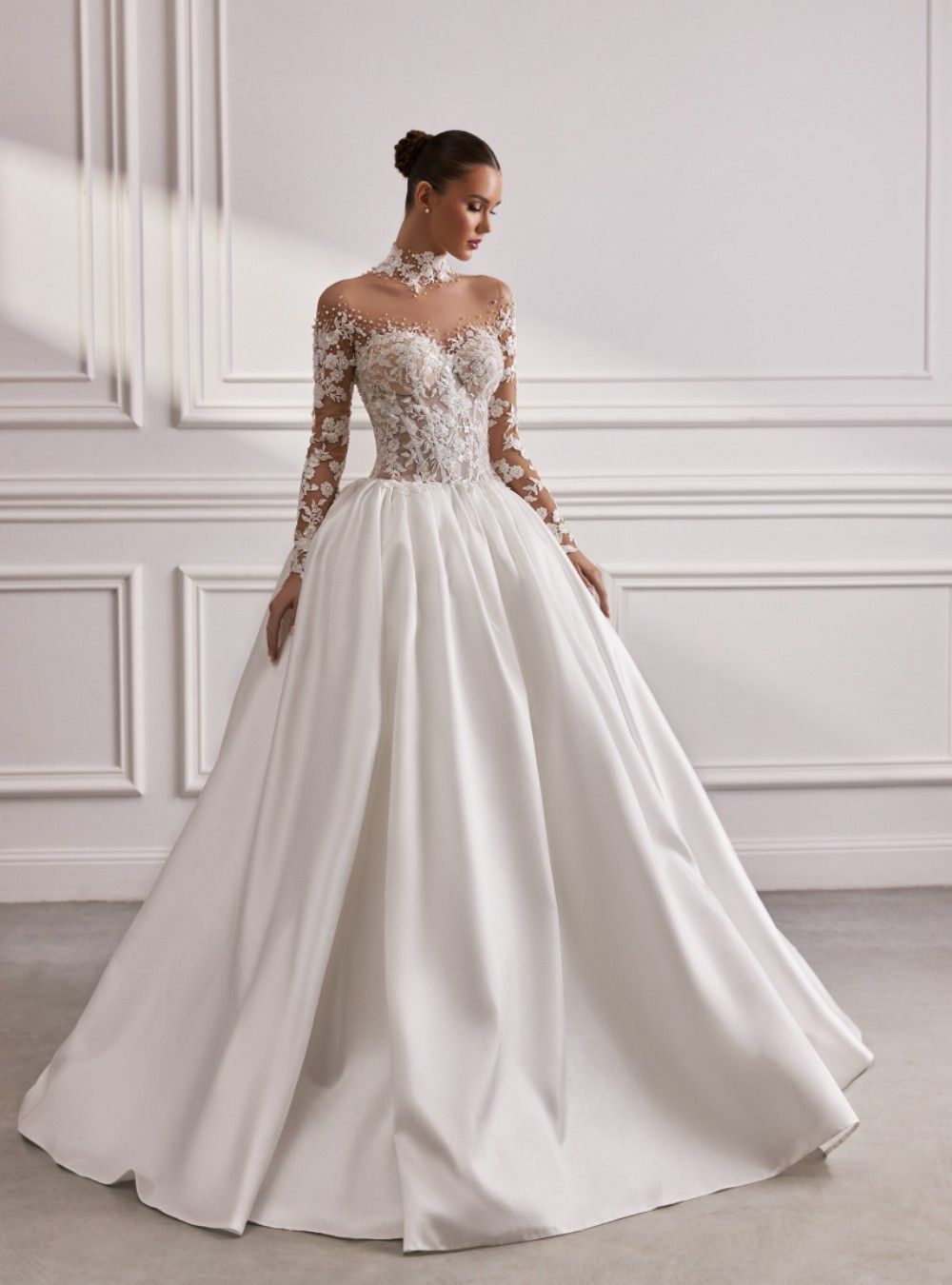 long sleeves stain ball gown